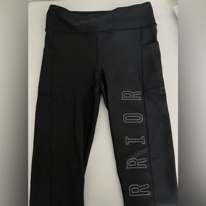 Under Armor Women’s Warrior Cropped Legging